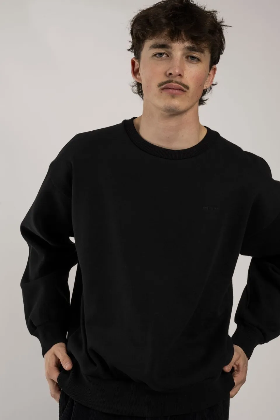 Antwrp Trui Black Backprint