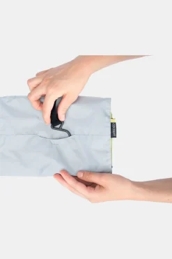 Cocoon Toilettas Hanging Toiletry Kit - Minimalist Light