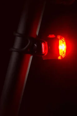 Lezyne Fietsverlichting Femto Usb C Drive Rear