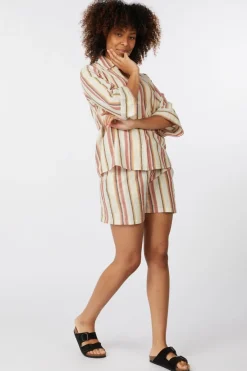 Object Short Karens