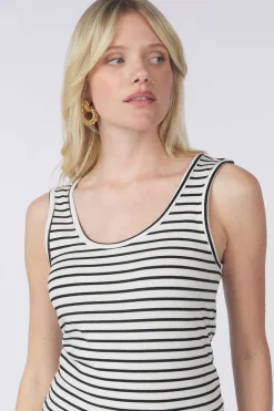 Object Top Jamie Sli