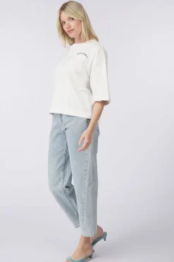 Object T-Shirt Amira
