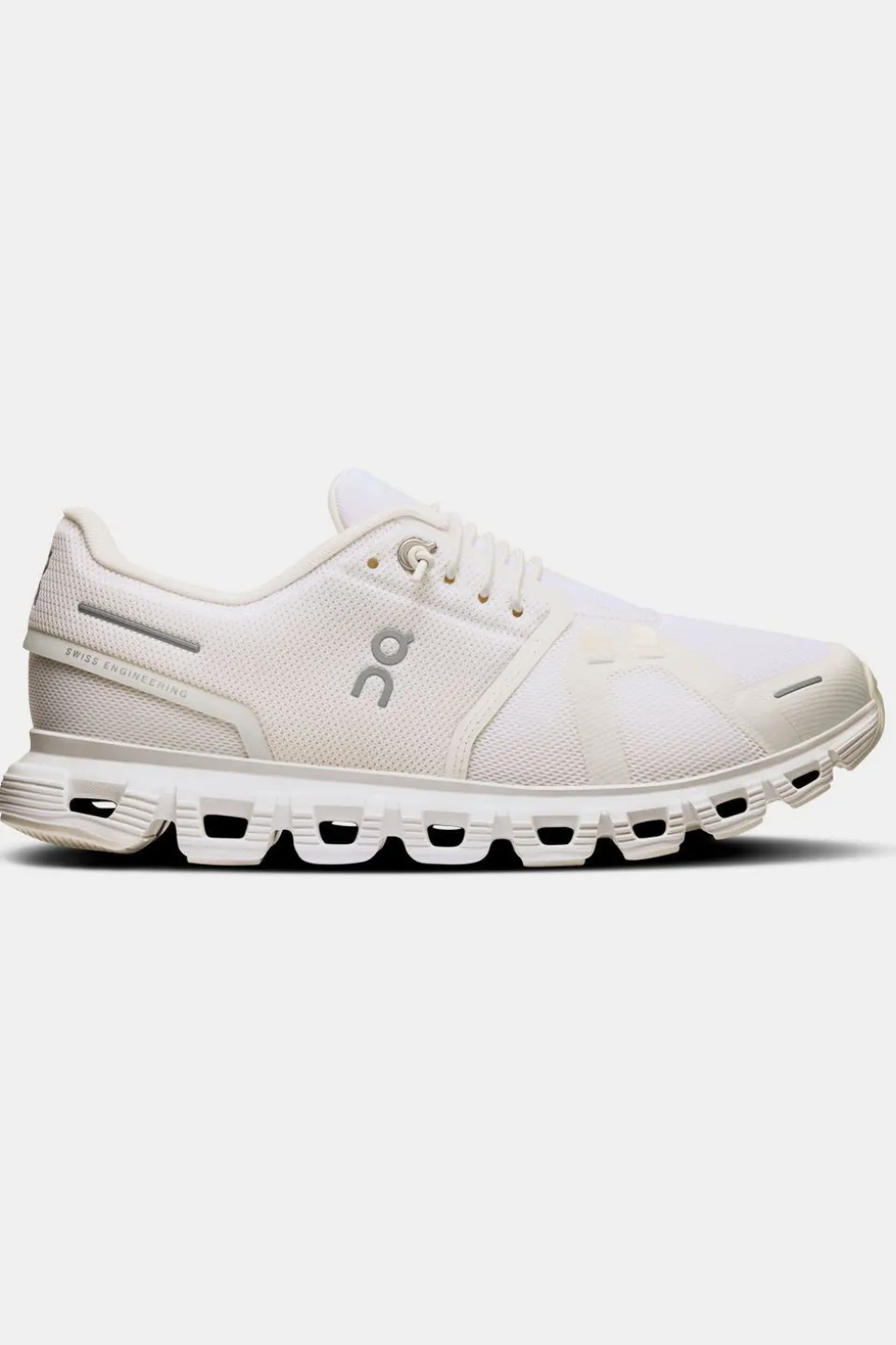 On Wandelschoenen Cloud 6