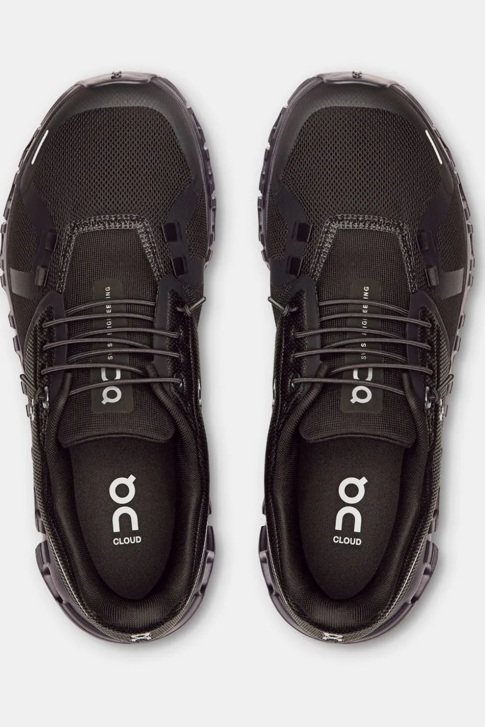On Wandelschoenen Cloud 6