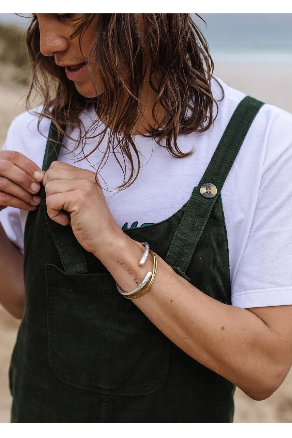 Passenger Clothing ltd Broek Meadows Cord Dungarees